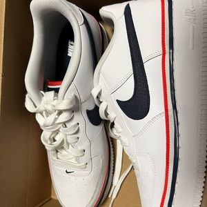 Nike Air Force 1 LV8 1 (GS)